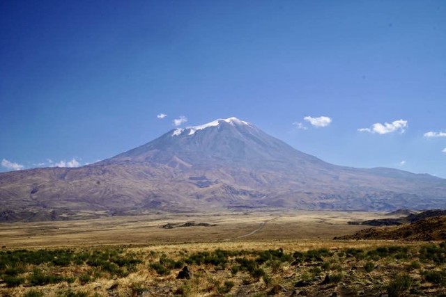 Aufstieg-ins-Basislager-des-Ararat