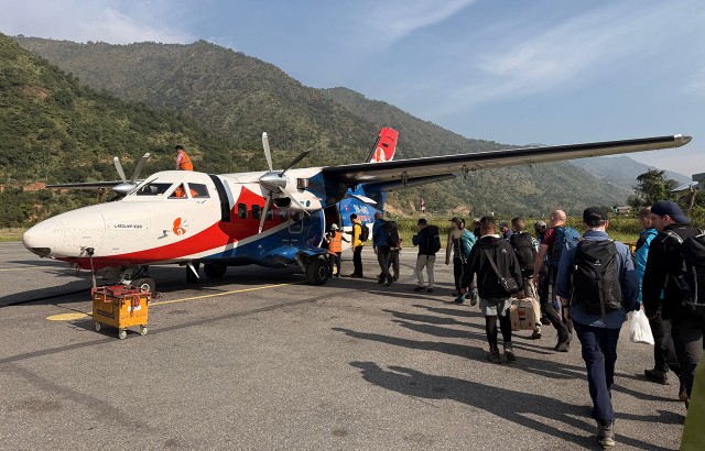 Flug-nach-Lukla-und-Trek-nach-Phakding Flug-nach-Lukla-und-Trek-nach-Phakding