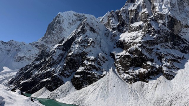 Kurze-Etappe-nach-Lobuche Kurze-Etappe-nach-Lobuche