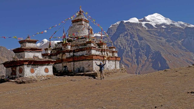 Stupa in Naar am Annapurna Trek