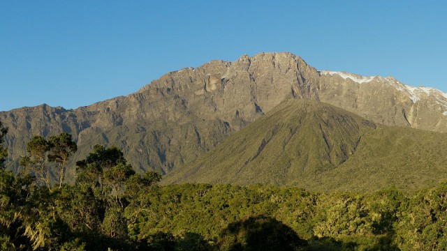 meru-kilimanjaro-safari