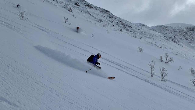 Skitour-auf-den-Middagstinden