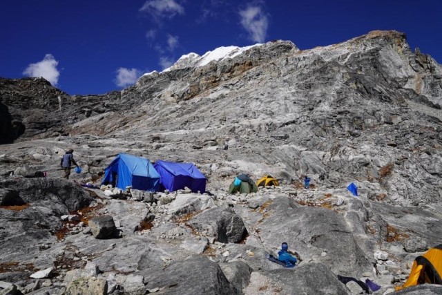 Lobuche-East-Hochlager---5280-m----NEU-stern Lobuche-East-Hochlager---5280-m----NEU-stern