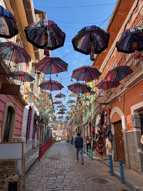 Zurunduuml;ck-in-La-Paz Zurunduuml;ck-in-La-Paz