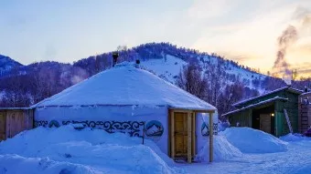Trekking und Skitouren im Tien-Shan und Altai