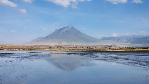 Safari mit Lake Natron und Oldoinyo Lengai Safari mit Lake Natron und Oldoinyo Lengai