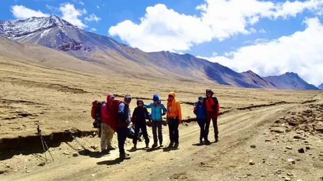 undUuml;ber-den-Niwar-La--5150m--nach-Sangda-Phedi