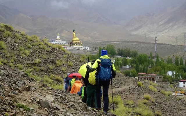Besichtigung-und-Akklimatisierungswanderung-in-Leh