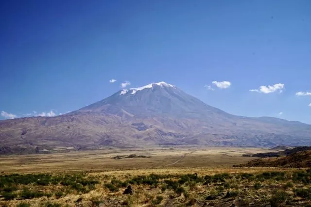 Aufstieg-ins-Basislager-des-Ararat