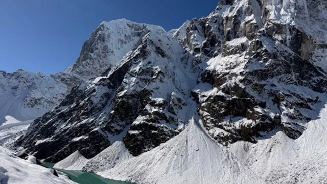 Kurze-Etappe-nach-Lobuche Kurze-Etappe-nach-Lobuche
