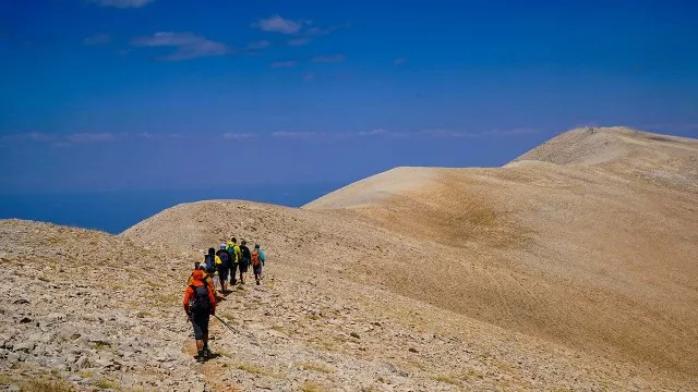 Am Gipfelgrat des Berg Artos, Anatolioen, Türkei