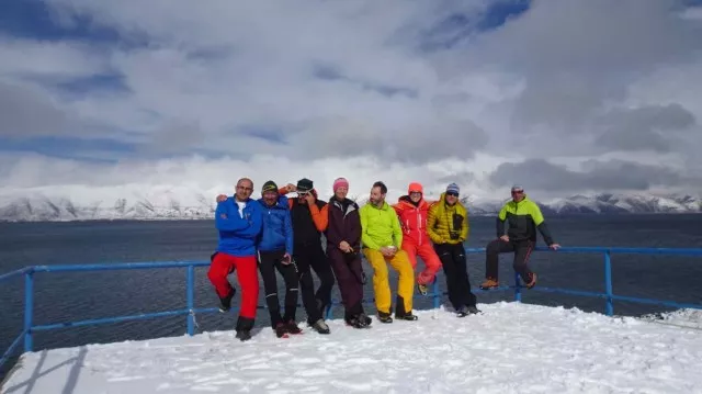 Skitour-am-Sevan-See