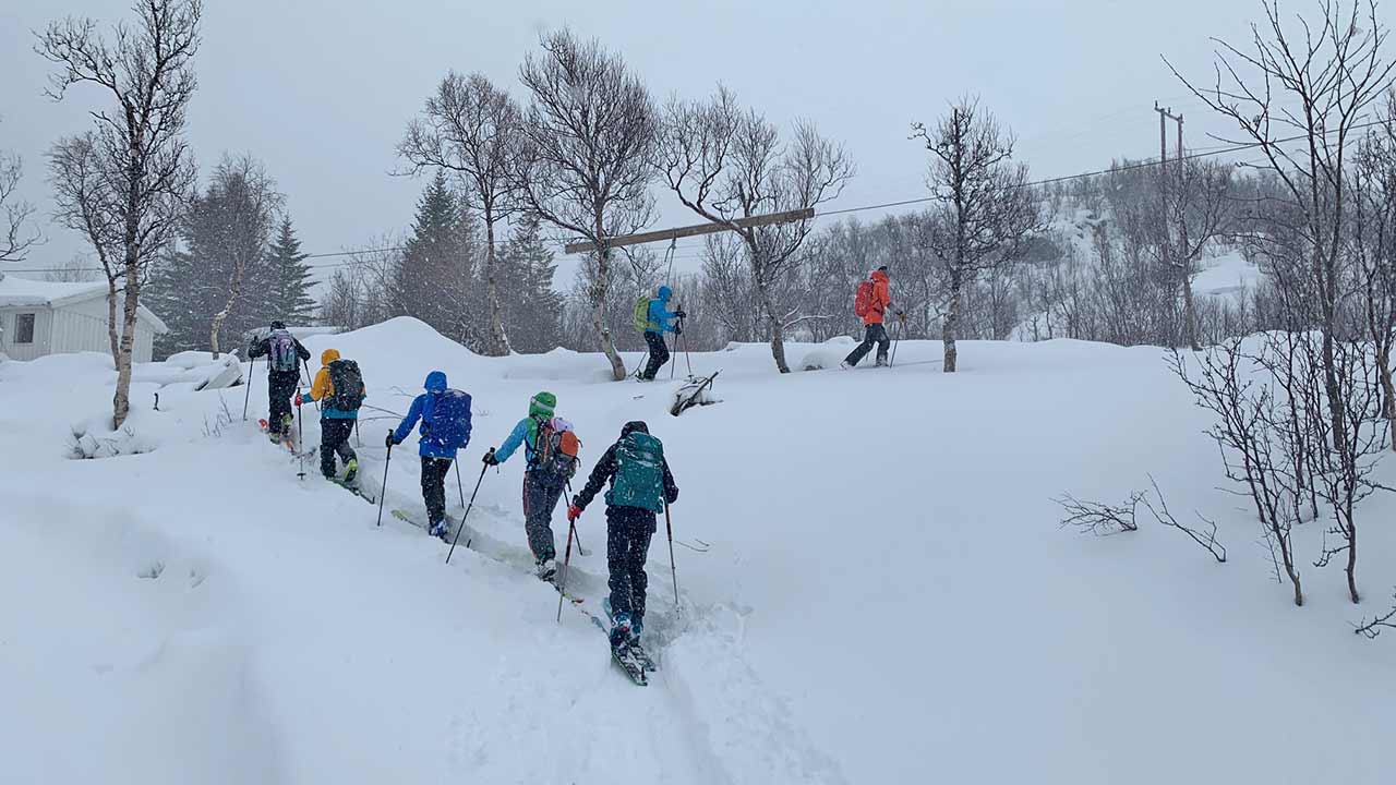 Aufstieg auf den Kopartin